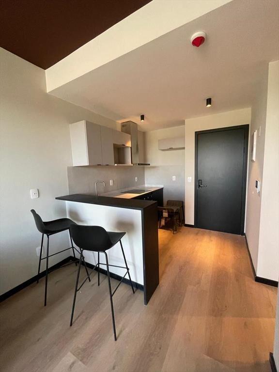 Apartamento en Venta, 1 dormitorio con balcón, piscina, sau
