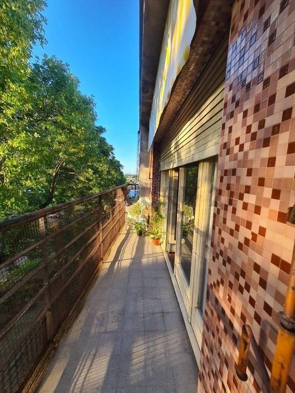 Venta Apartamento frente 77m2,La Blanqueada.2 dormitorios...