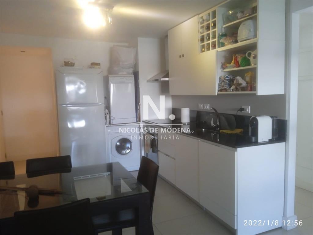 Departamento de 2 dormitorios en venta en Punta