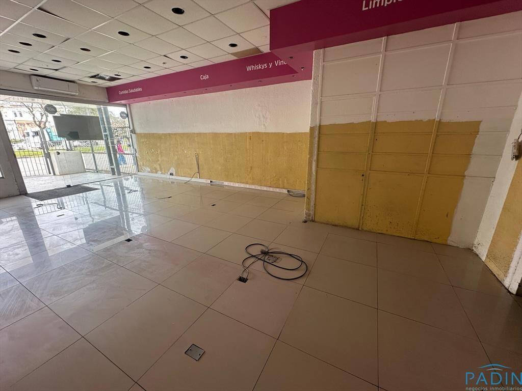 Local Comercial en alquiler ubicado en Parque Batlle