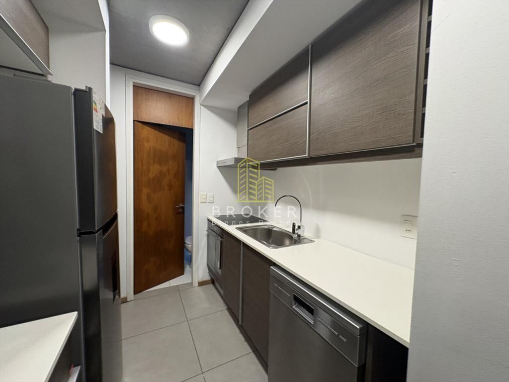 Alquiler anual de hermoso apartamento de 1 dorm