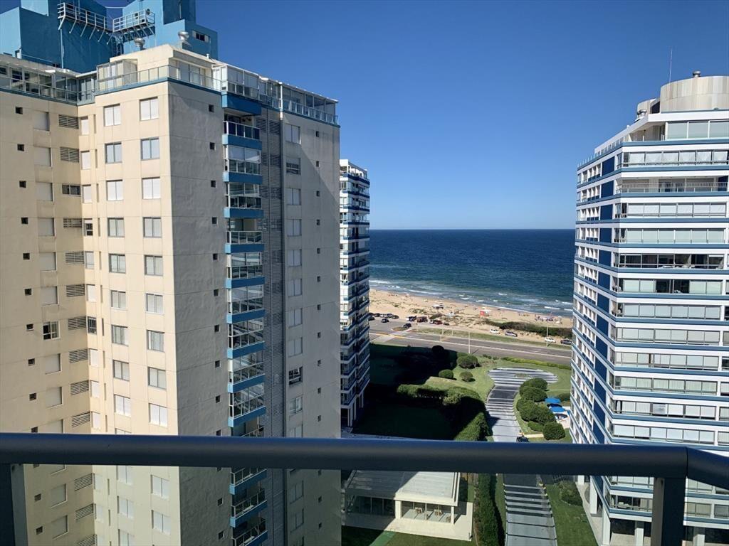 VENTA DE APARTAMENTO DE 2 DORMITORIOS EN BRAVA PUNTA DEL ES