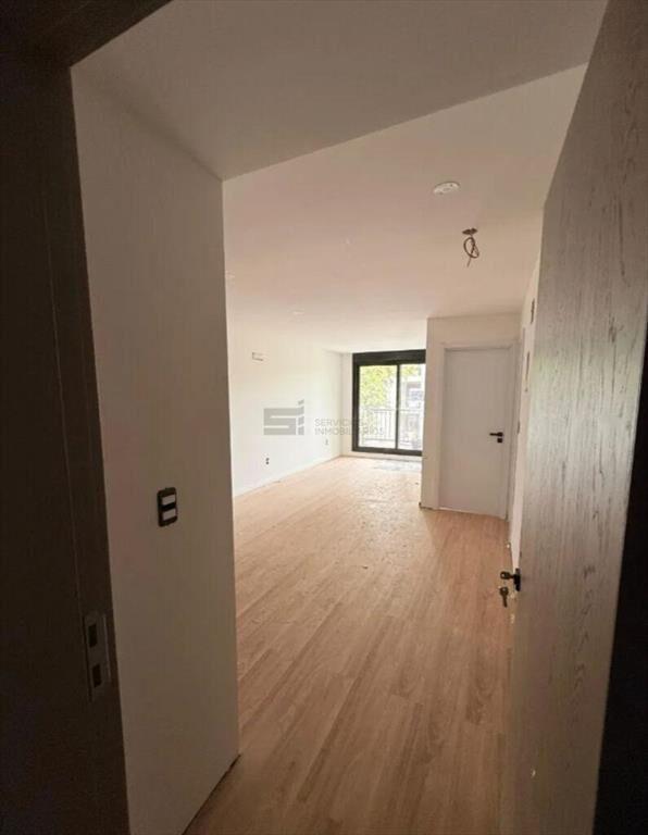 Se vende apartamento de un dormitorio y garage en Cordón Su