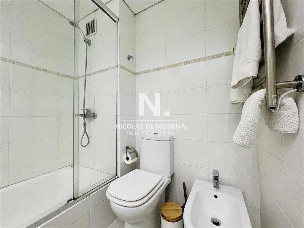 Venta de moderno departamento en zona Roosevelt