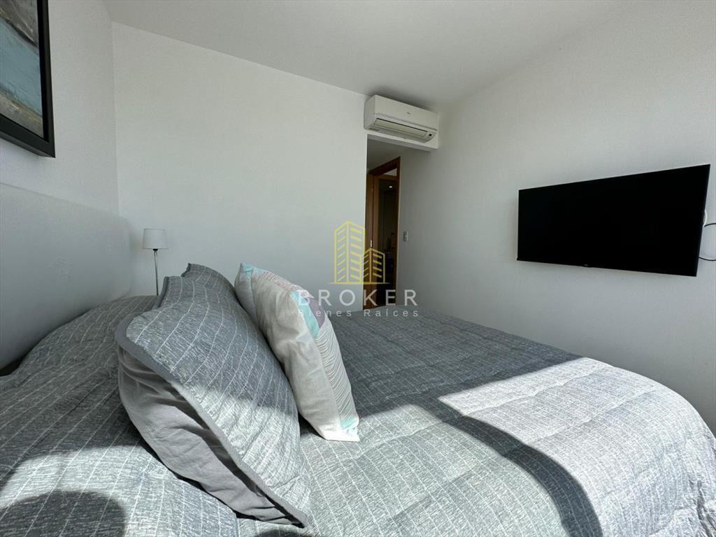 Venta de apartamento de dos dormitorios en