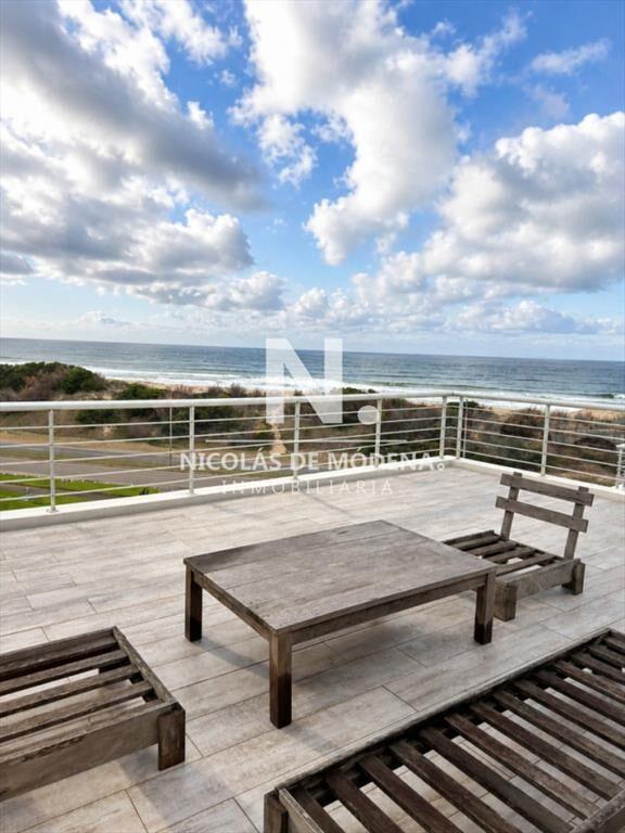 En venta apartamento de 3 dormitorios en Brava, Punta del E