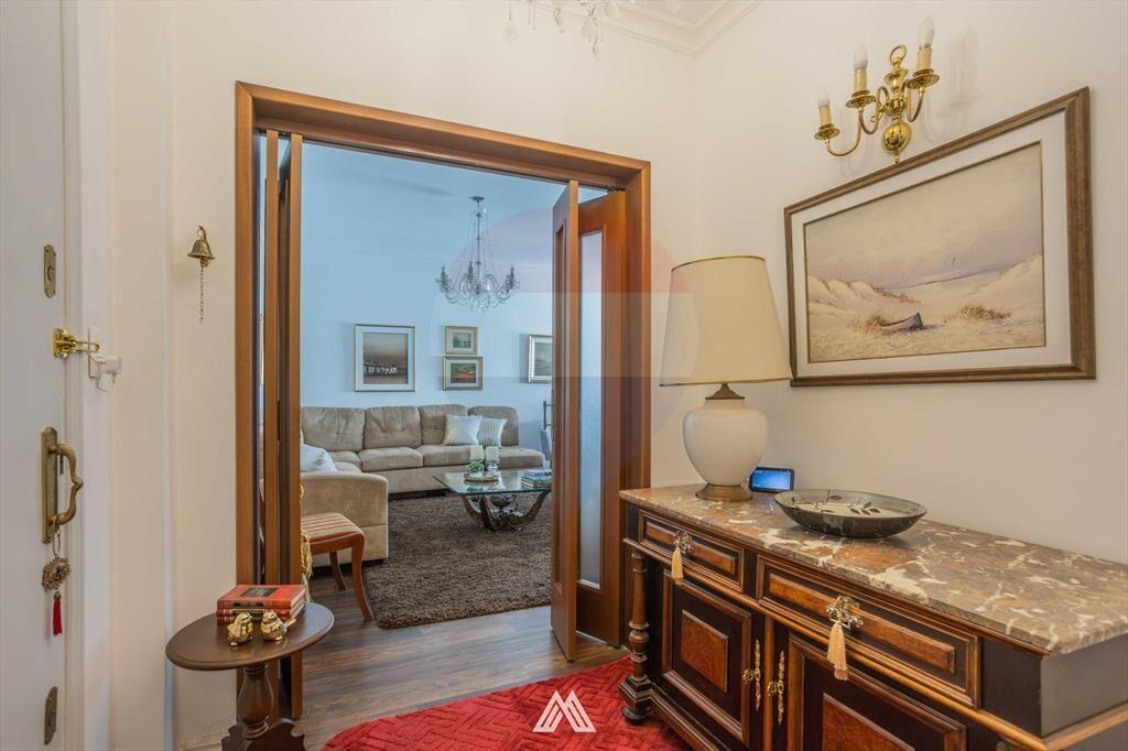 Venta apartamento 2 dormitorios + servicio -Cordón