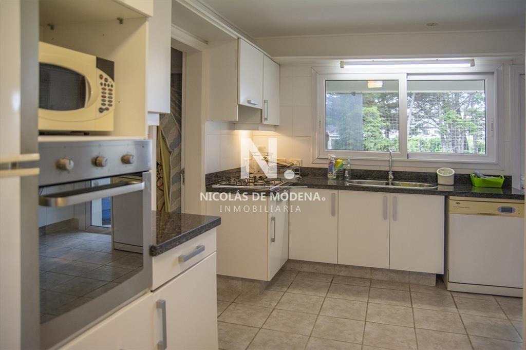 Apartamento en venta con vista al mar en Playa 3