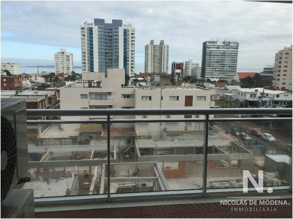Hermoso apartamento en Torre nueva a pasos de la Playa