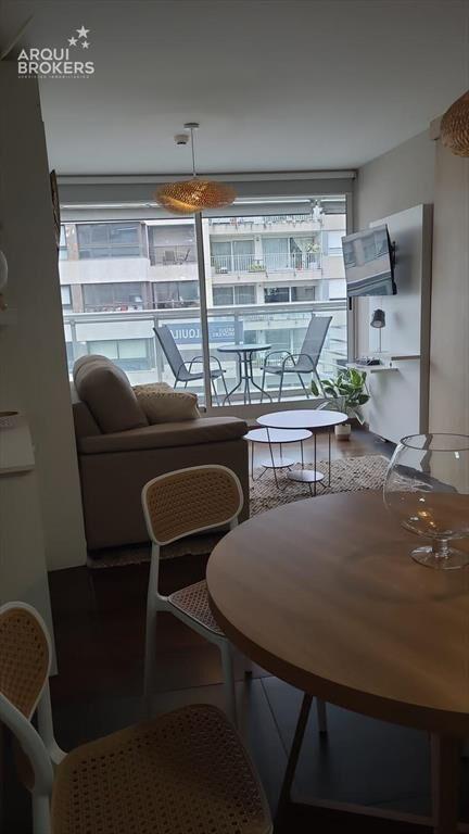 Apartamento monoambiente en alquiler en Punta Carretas
