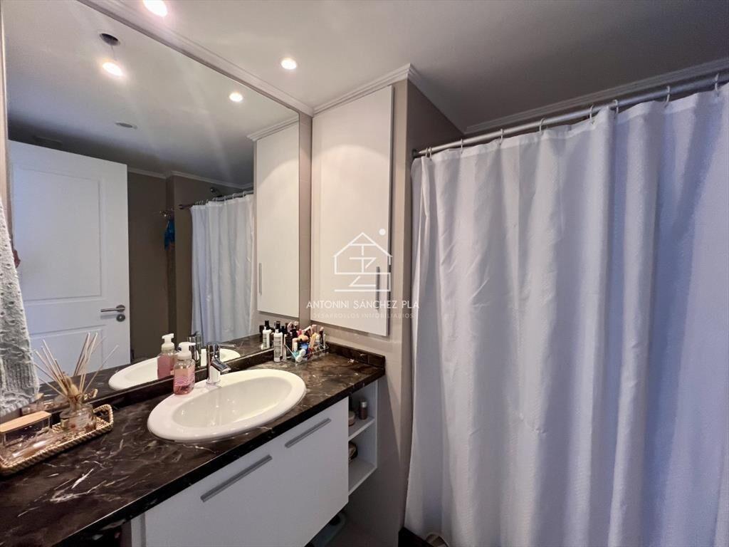 Apartamento de 2 dormitorios con servicio de playa. Place L