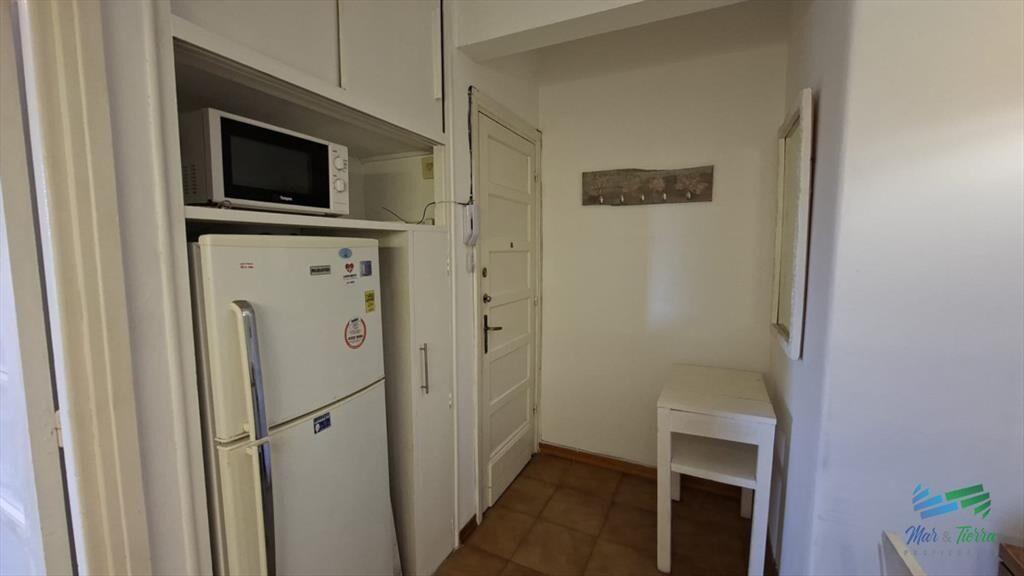 EN VENTA APARTAMENTO 2 DORMITORIOS PENINSULA, DEL