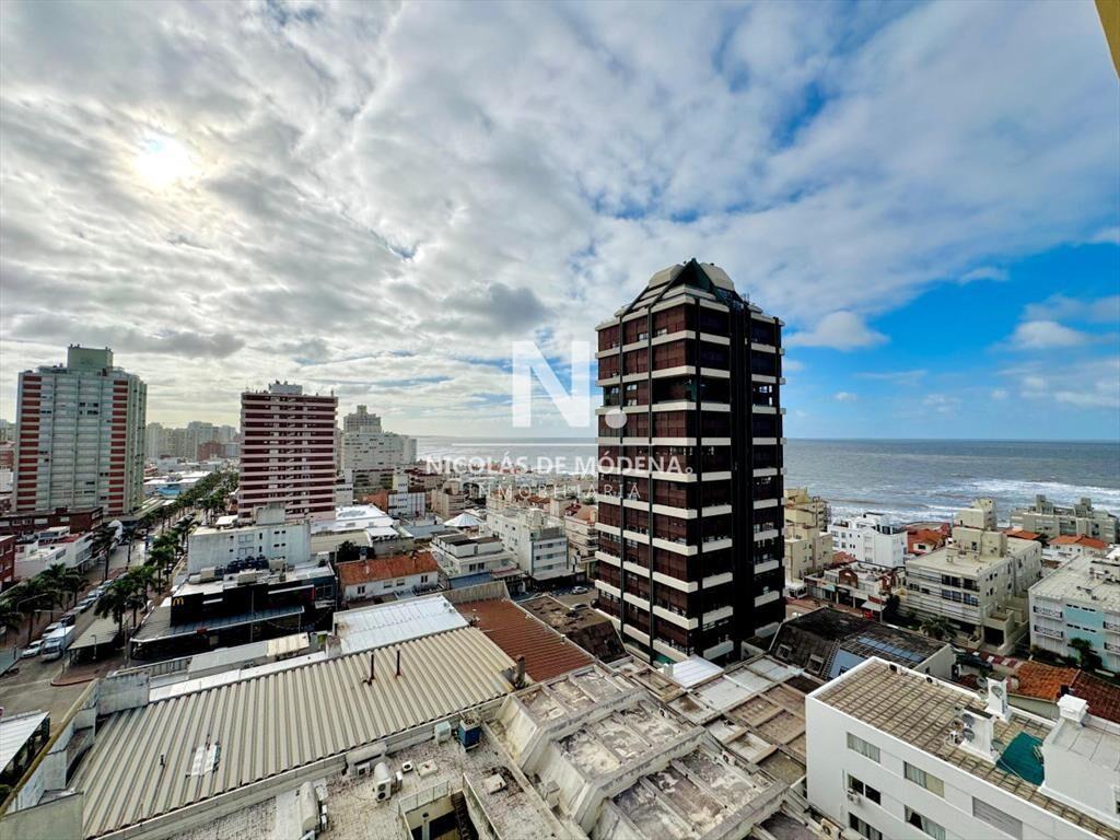 Apartamento en Peninsula, 1 dormitorio y medio