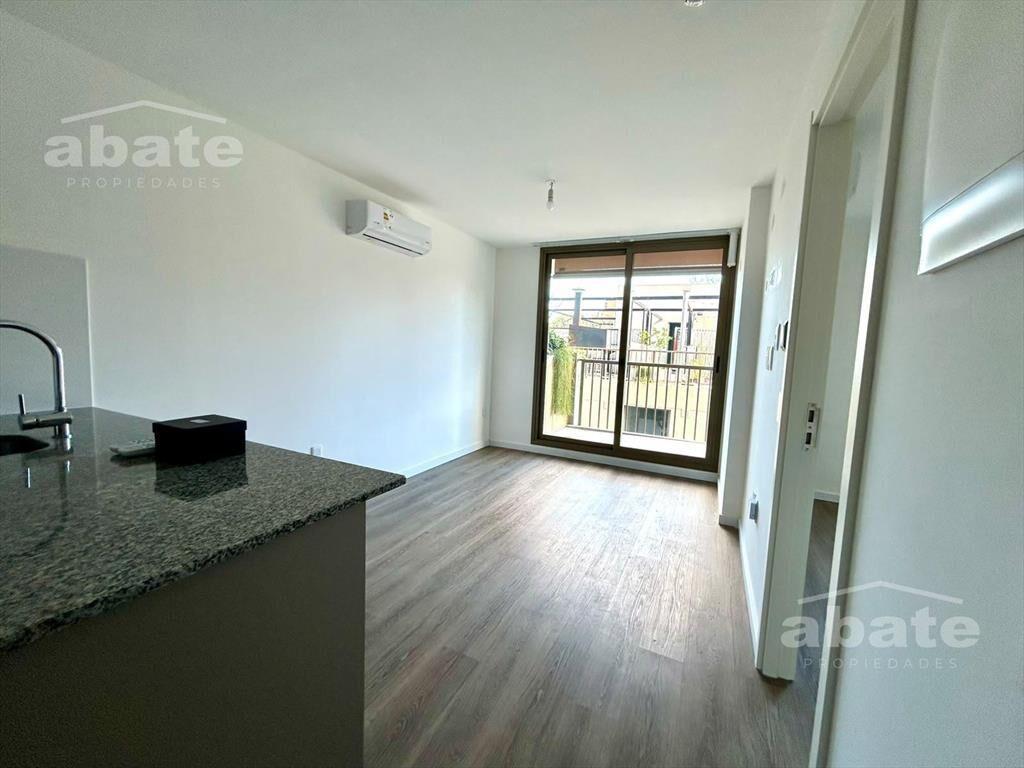 Alquiler Apartamento de 1 dormitorio con garaje , en La Bla