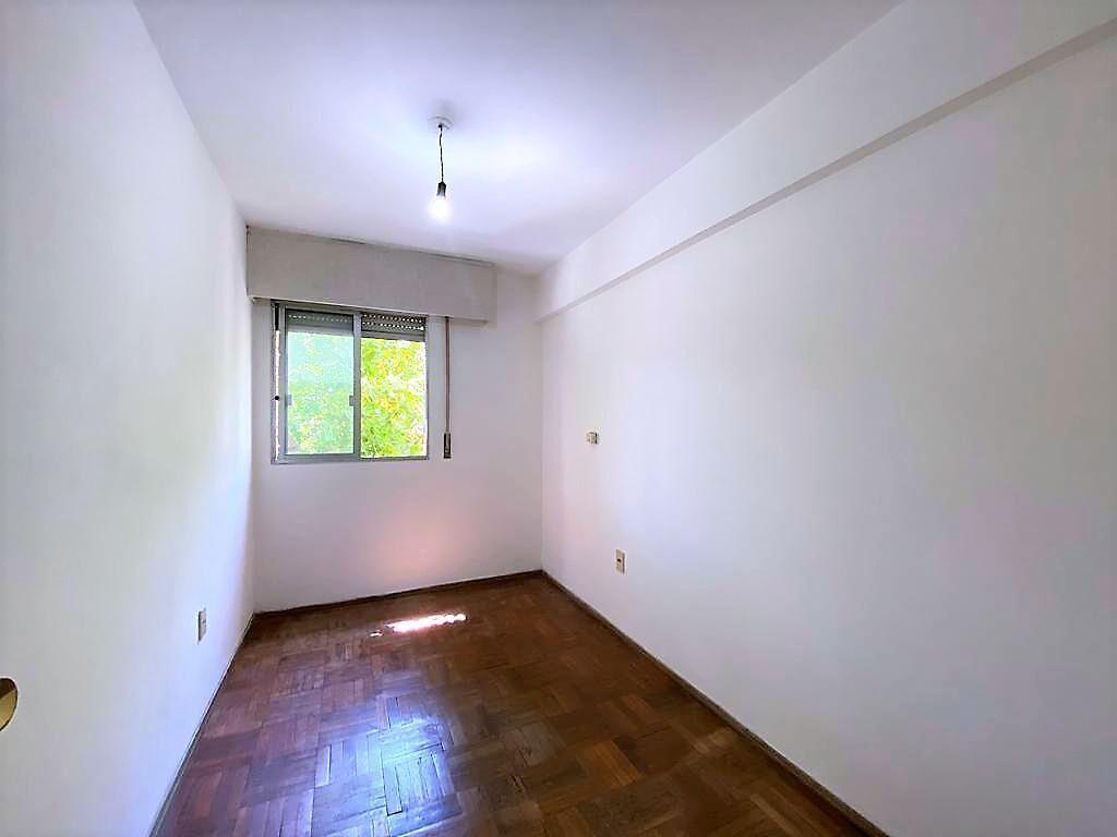 Apartamento En Venta 3 Dormitorios 2 baños en Parque Rodo