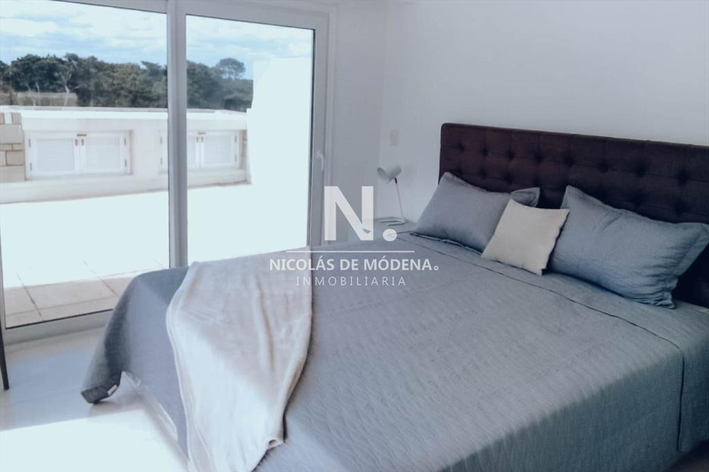 Excelente Penthouse 4 dormitorios en Venta Frente al Mar -