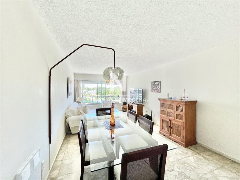 Apartamento en venta 2 dormitorios Playa Mansa,