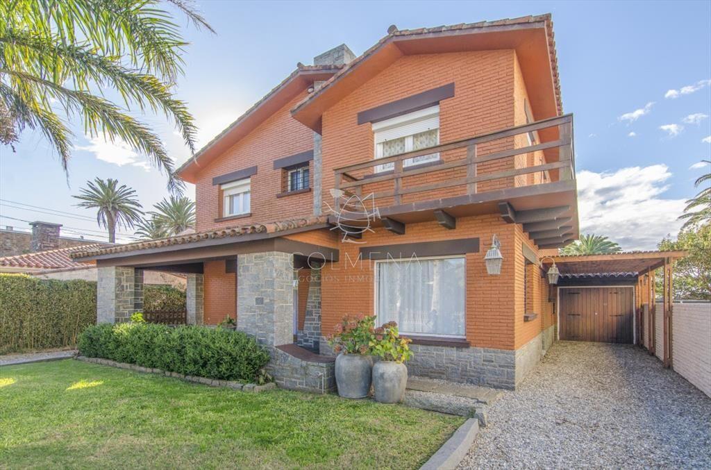 Espectacular Chalet en la Peninsula de Punta del