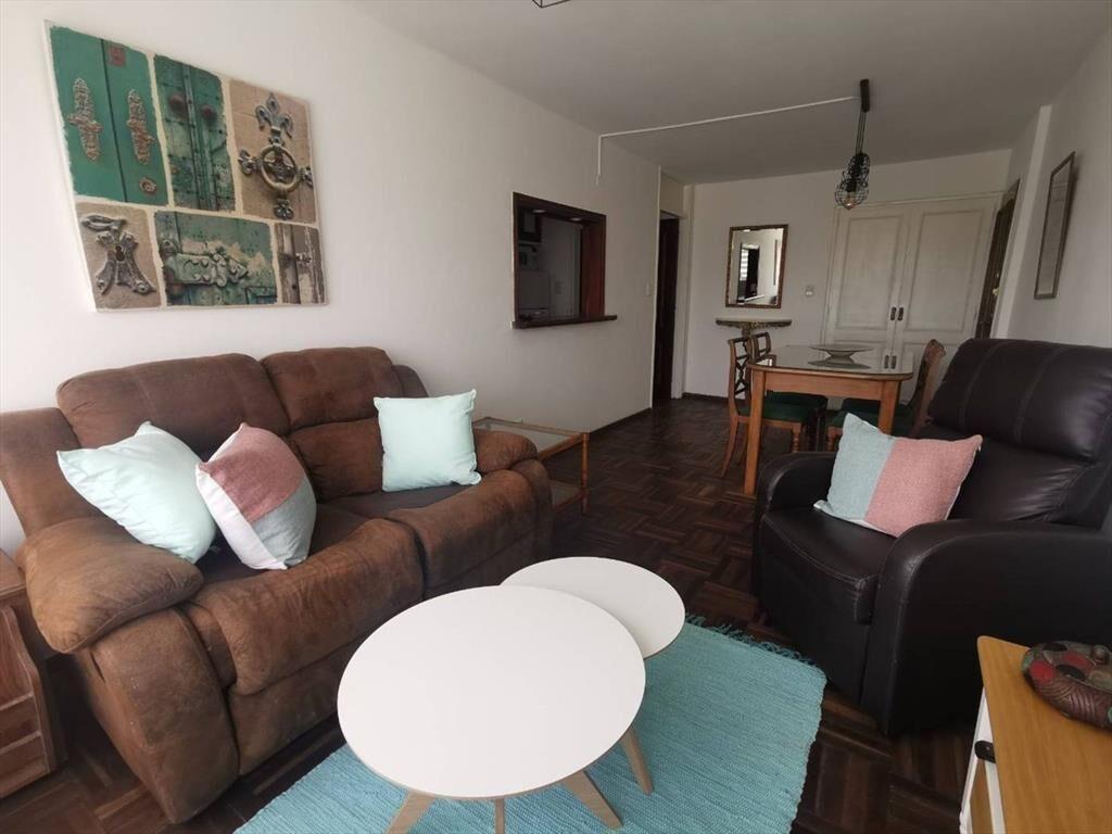 Venta Apto 3 dorm, Pocitos piso alto con Renta