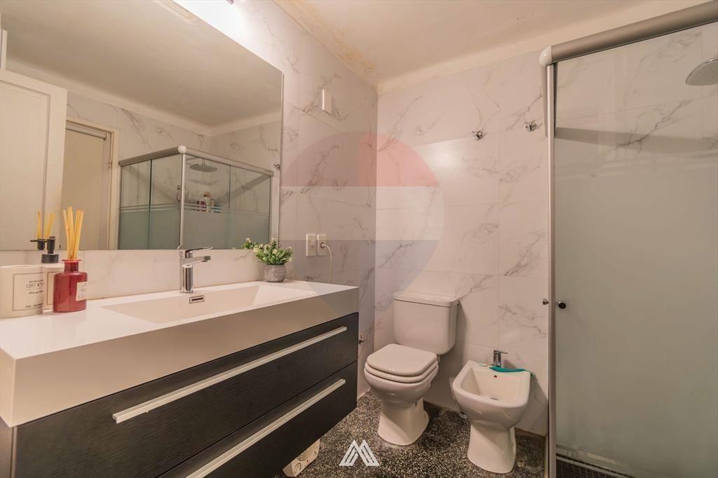 VENTA DE CASA 3 DORMITORIOS PRÓXIMA A TRES CRUCES