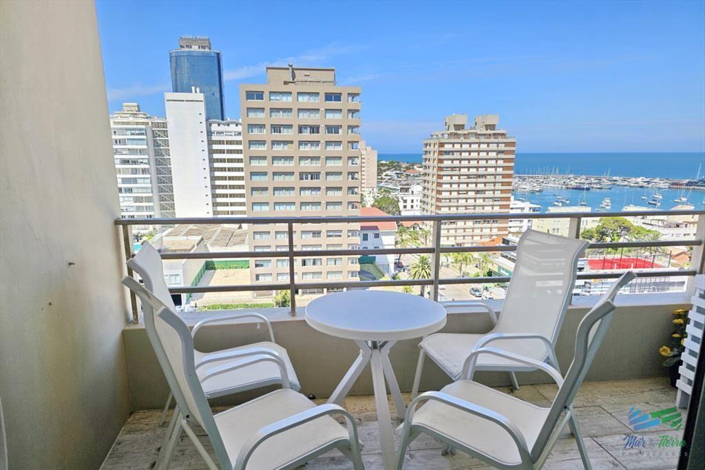 APARTAMENTO 2 DORMITORIOS, VISTA AL PUERTO DE DEL
