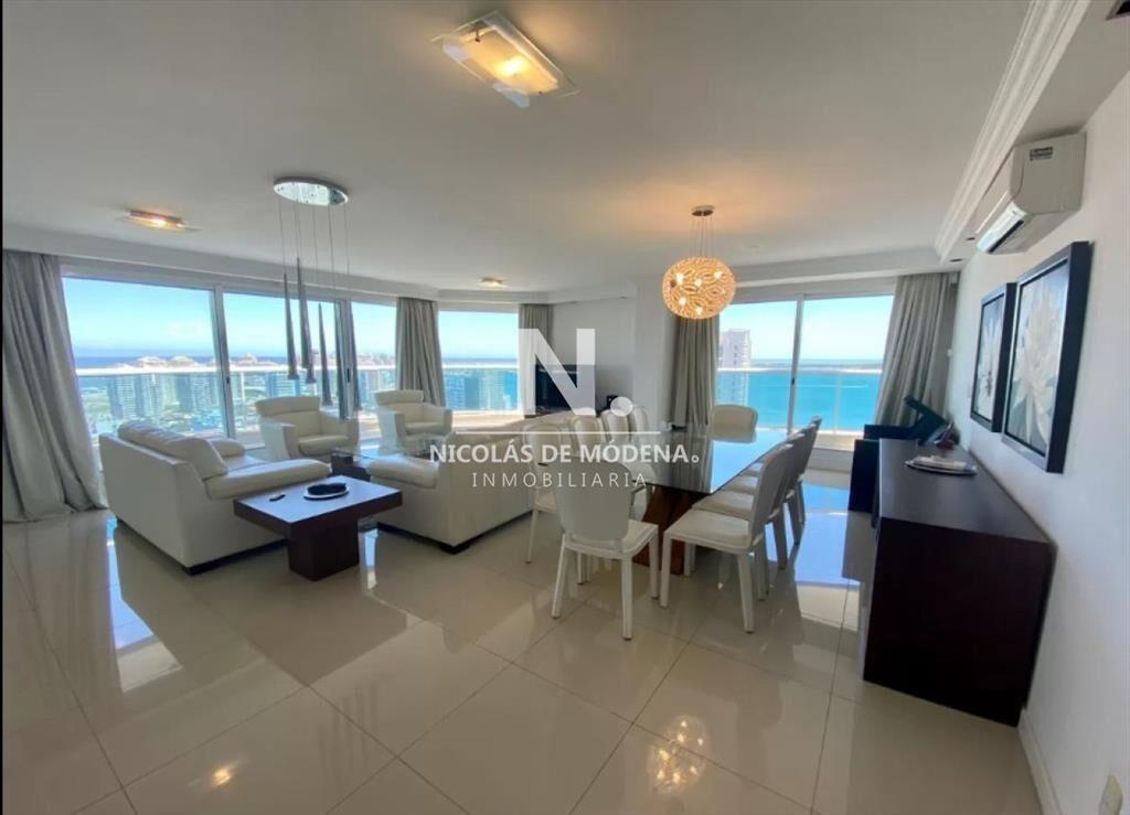En venta apartamento de 3 suite y dependencia en