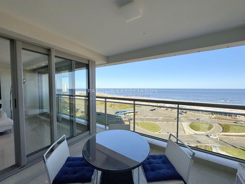 Apartamento de 3 dormitorios en Torre Imperiale,