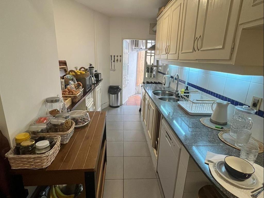 Venta Apartamento En Golf De 3 Dormitorios con Renta