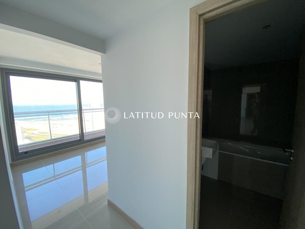 Piso alto en Brava, 2 dormitorios