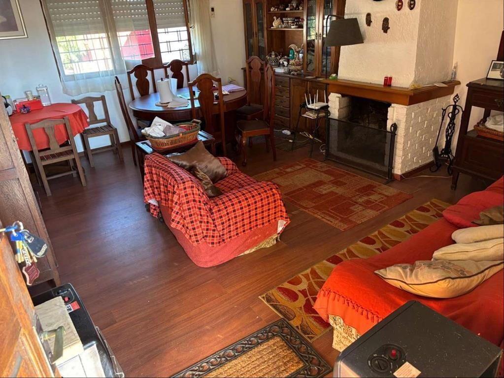 DE MUY BUENA PRESENCIA A METROS DEL MAR Solymar Venta Ciuda