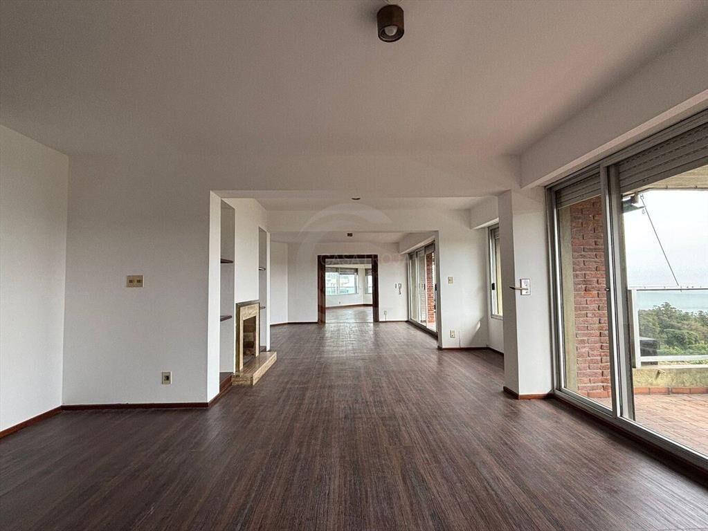 CASATROJA ALQUILER APARTAMENTO EN EL GOLF ( Punta Carretas[