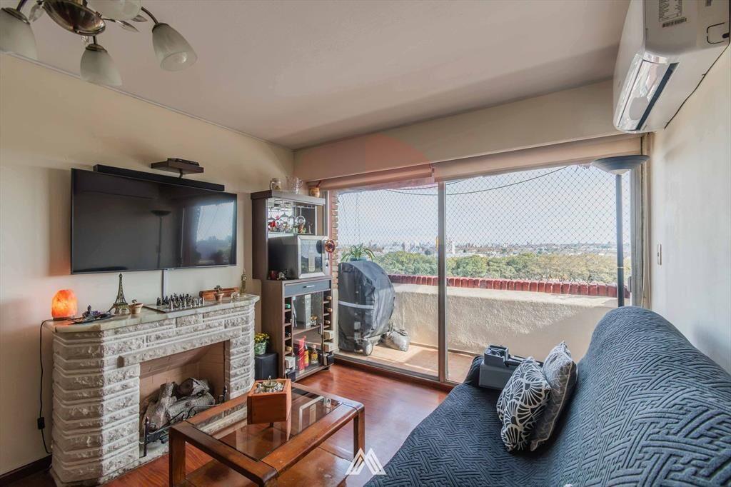 Venta Apartamento 4 Dormitorios y Garaje en Malvín