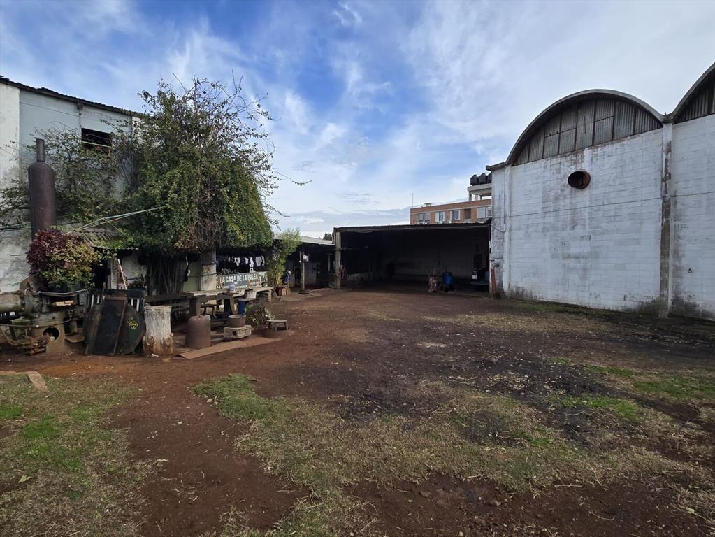 Gran Predio Industrial en Belvedere – 2.041 m² de terreno |