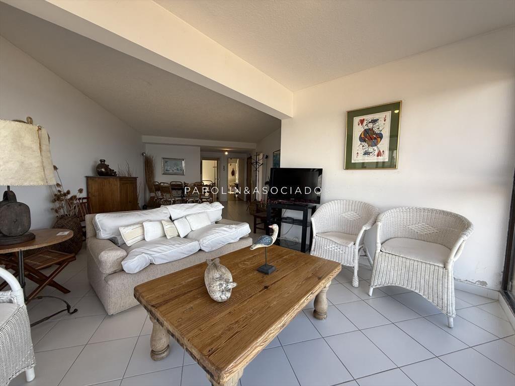 Departamento en Venta de 2 dormitorios en Playa