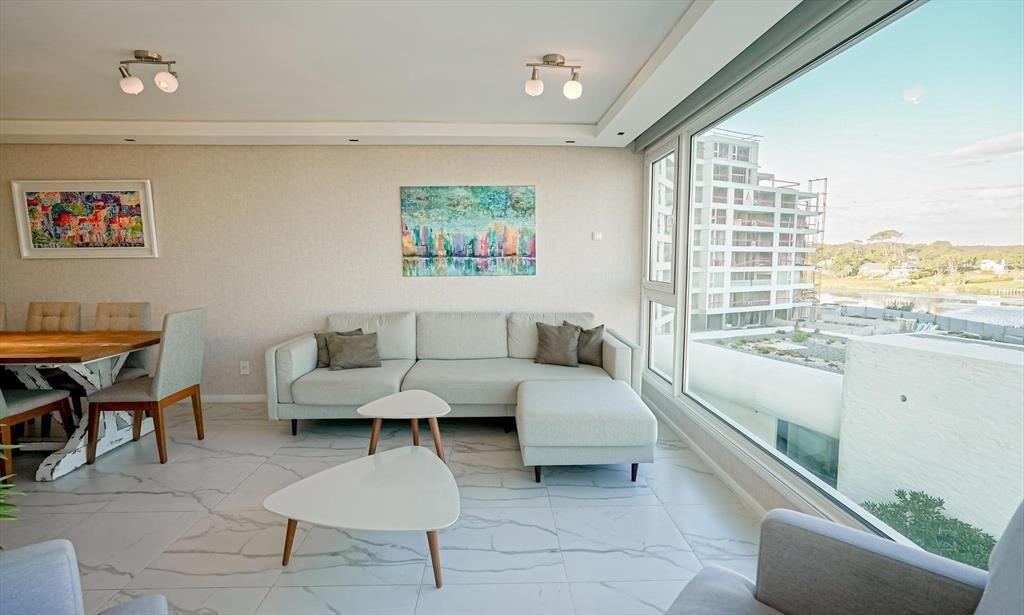 Venta y Alquiler anual o temporada apartamento 4 dormitorio