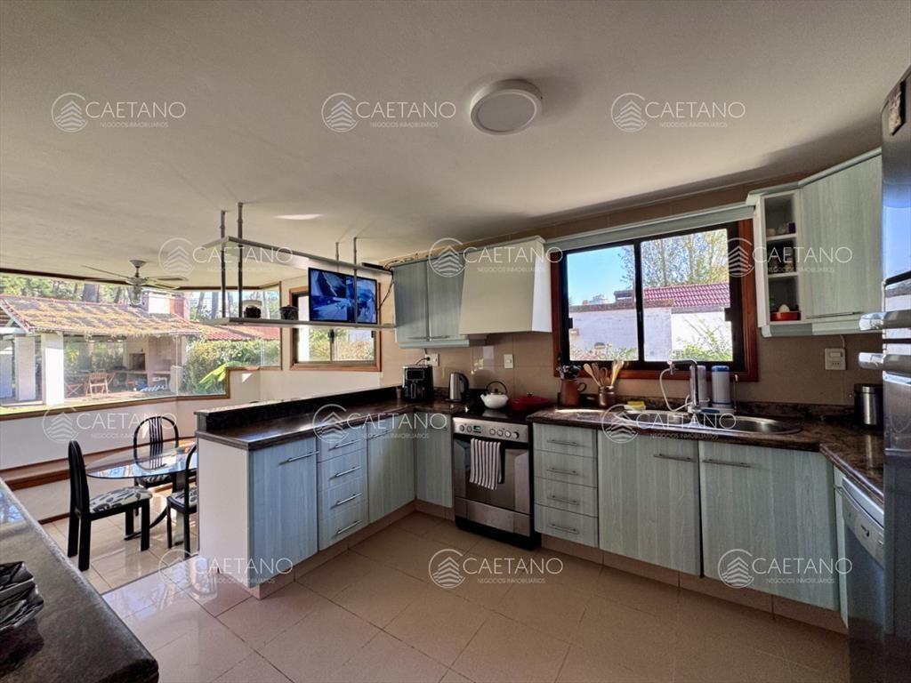 En alquiler Maravillosa casa en zona San Rafael,