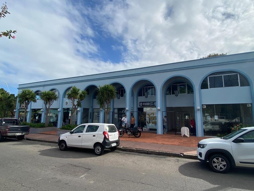 Zelmar Michelini casi Rafael Pérez del Puerto, centro de Ma