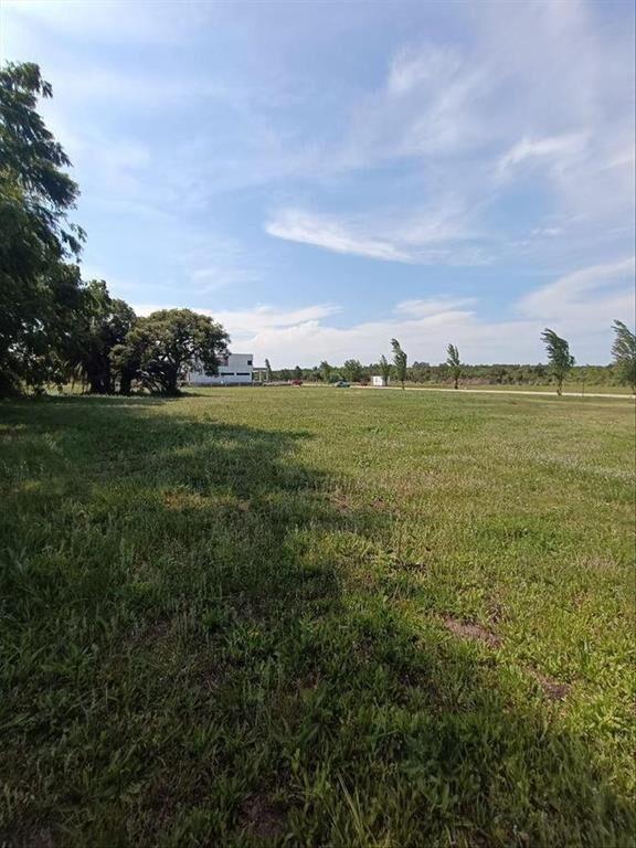 Terreno en excelente ubicación en Barrio Village y Golf