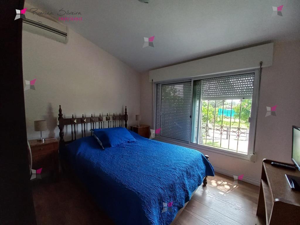 Vende casa de 3 dormitorios totalmente reformada. Con pisci