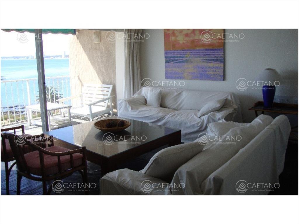 apartamento con vista al puerto