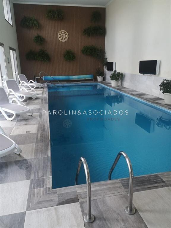 Monoambiente en venta en piso alto, Punta del Este.