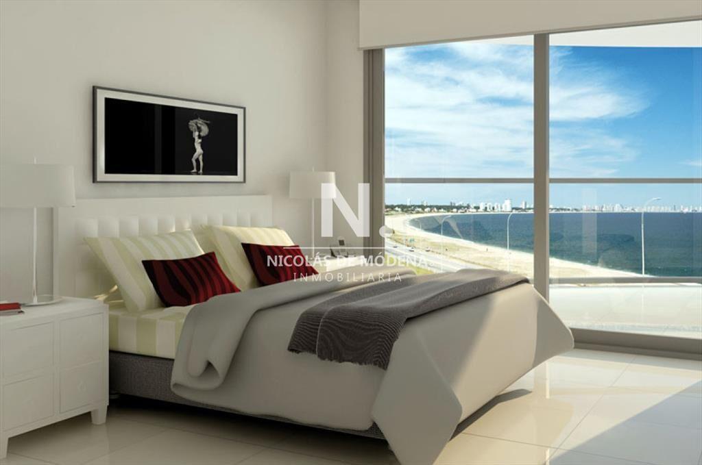 Departamento a estrenar en Playa Mansa.
