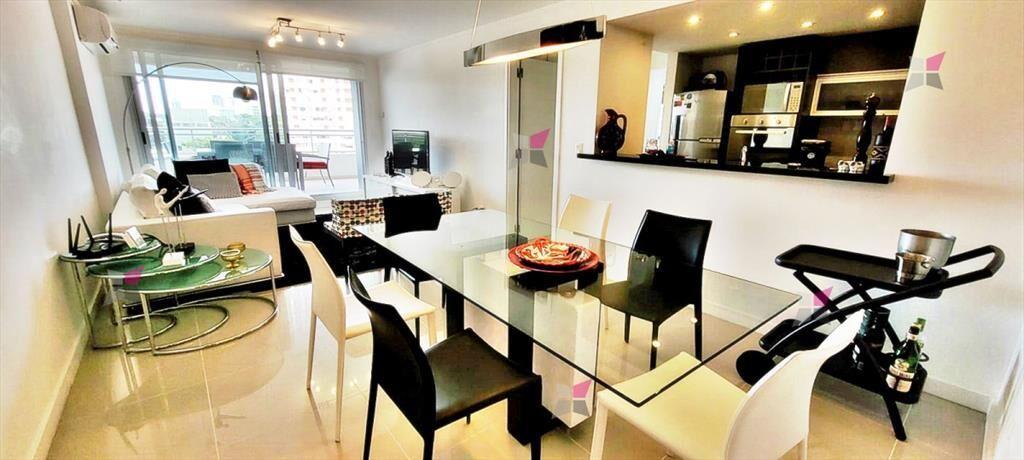 VENTA DE APARTAMENTO DE 3 DORMITORIOS EN EDIFICIO FOREST TO
