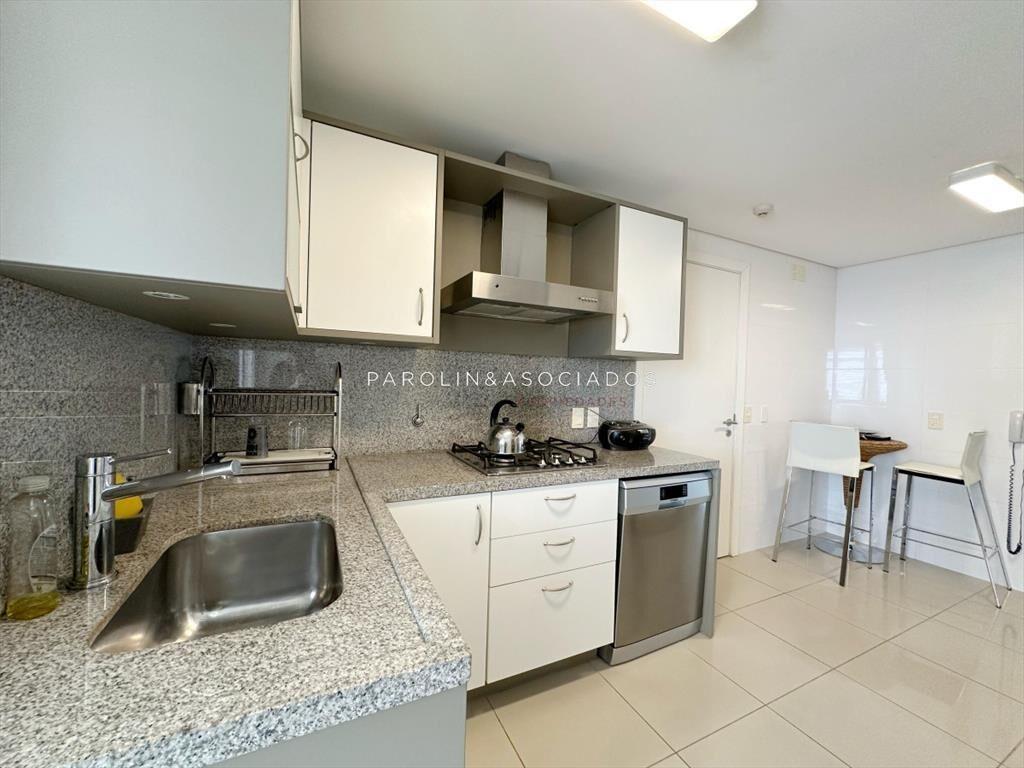 Apartamento en Venta de 2 dormitorios + de en ,