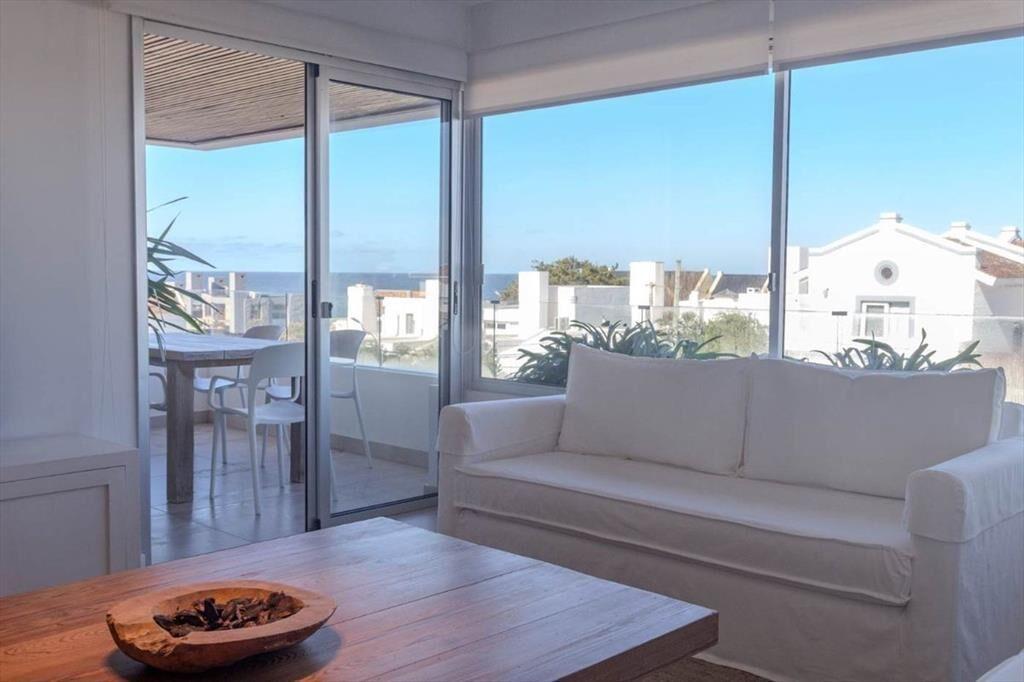 Alquiler 3 suites Pent house, mucama y piscina