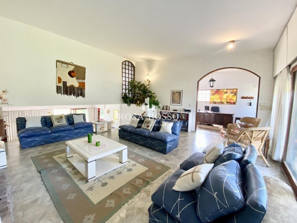 Casa en venta de 3 dormitorio,4 baÃ±os parque