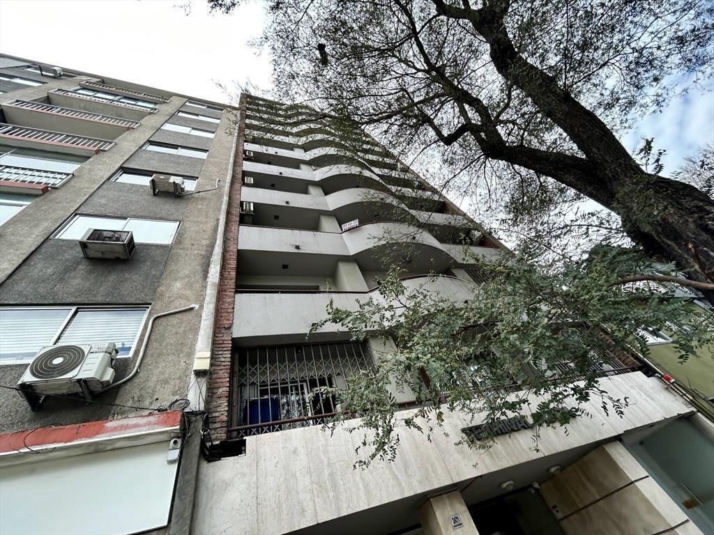Alquiler de Apartamento en Avelino Miranda  Monoambiente en