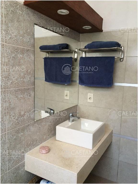 ALQUILO CASA CON CAPACIDAD PARA 8 PERSONAS EN DEL