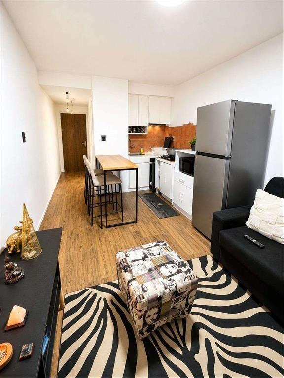 MONOAMBIENTE AL FRENTE EN VENTA CON RENTA CENTRO