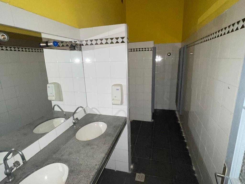 LOCAL COMERCIAL SOBRE PLAZA ZABALA